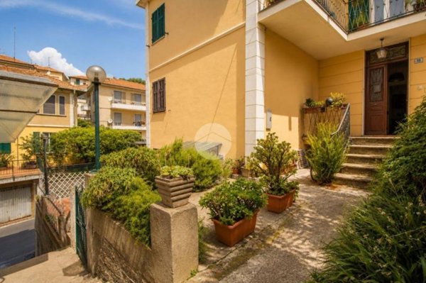 appartamento in vendita ad Imperia in zona Oneglia