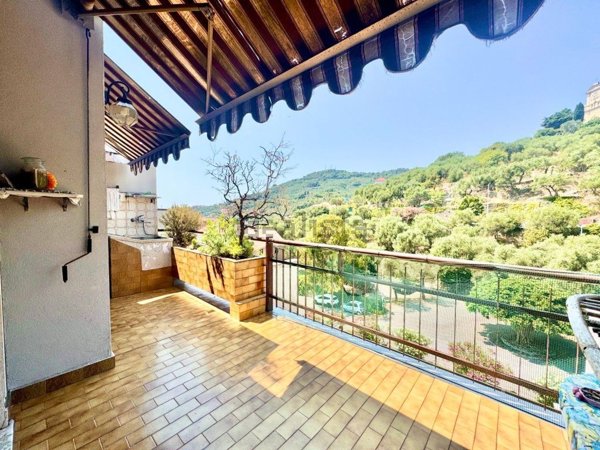 appartamento in vendita ad Imperia in zona Oneglia