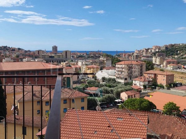 appartamento in vendita ad Imperia in zona Oneglia