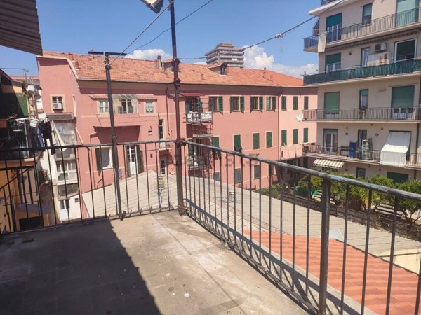appartamento in vendita ad Imperia in zona Oneglia