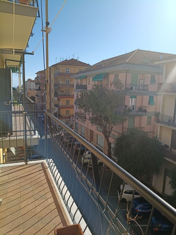 appartamento in vendita ad Imperia in zona Oneglia