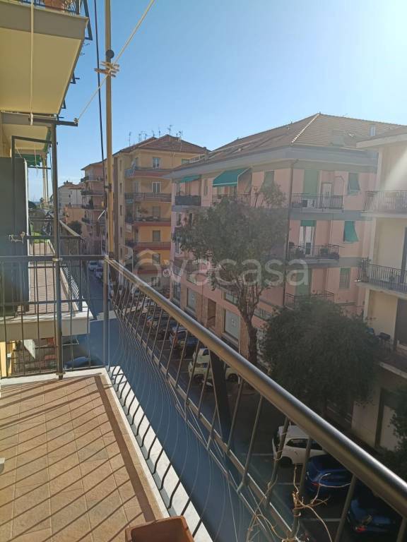 appartamento in vendita ad Imperia in zona Oneglia