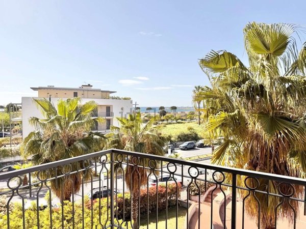 appartamento in vendita ad Imperia in zona Torrazza / Clavi