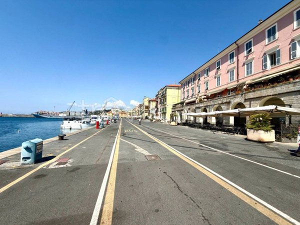 appartamento in vendita ad Imperia in zona Oneglia