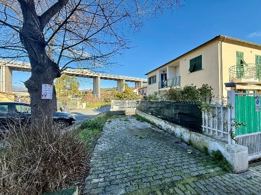 appartamento in vendita ad Imperia