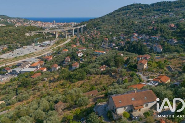 appartamento in vendita ad Imperia
