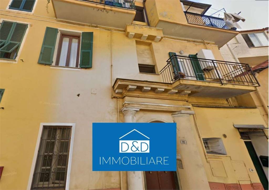 appartamento in vendita ad Imperia in zona Oneglia