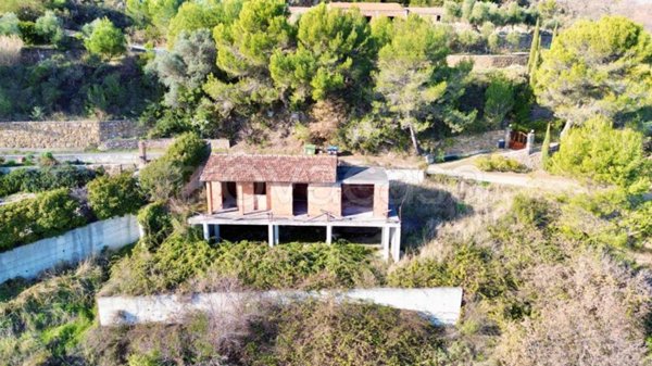 casa indipendente in vendita ad Imperia