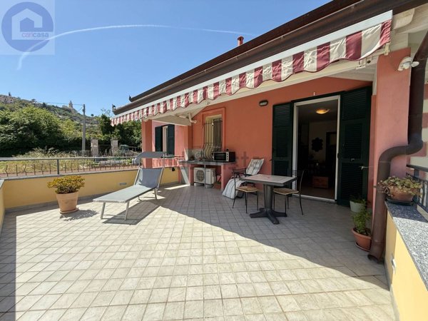 appartamento in vendita ad Imperia in zona Poggi