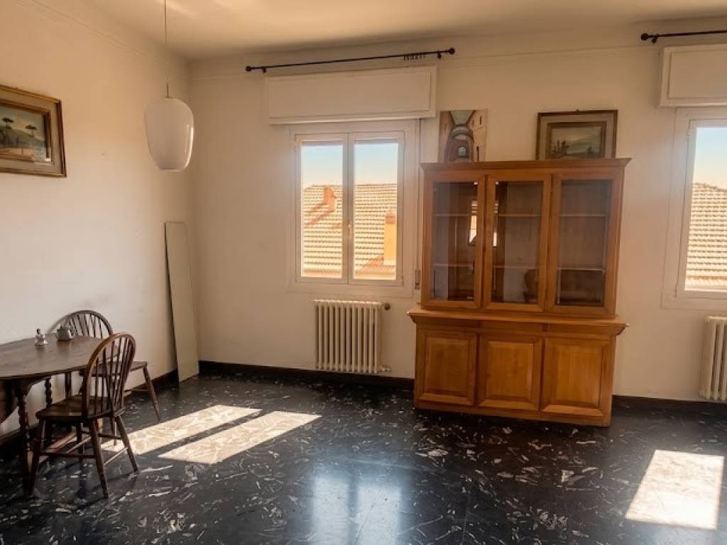 appartamento in vendita ad Imperia in zona Porto Maurizio