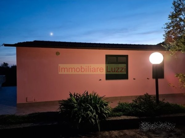 casa indipendente in vendita ad Imperia