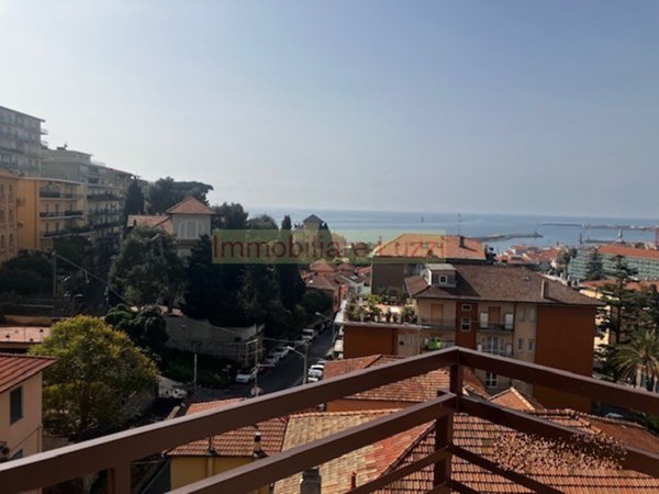 appartamento in vendita ad Imperia in zona Oneglia