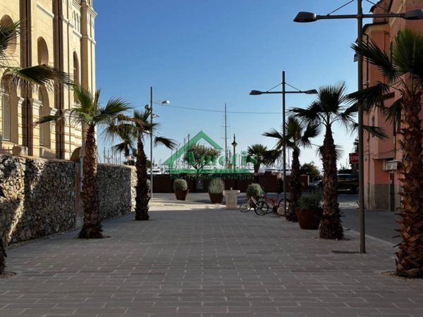mansarda in vendita ad Imperia in zona Porto Maurizio