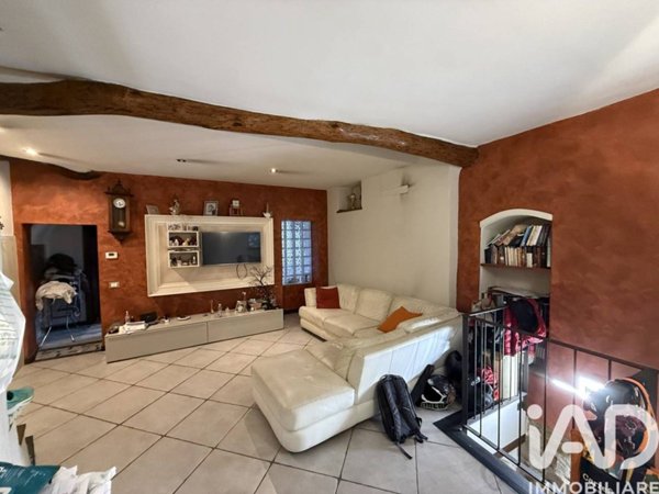 casa indipendente in vendita ad Imperia in zona Moltedo