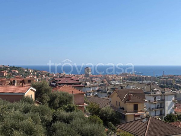 appartamento in vendita ad Imperia in zona Oneglia