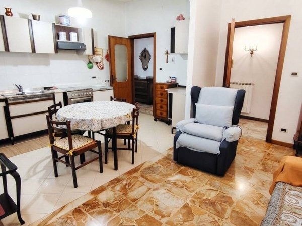 appartamento in vendita ad Imperia in zona Oneglia