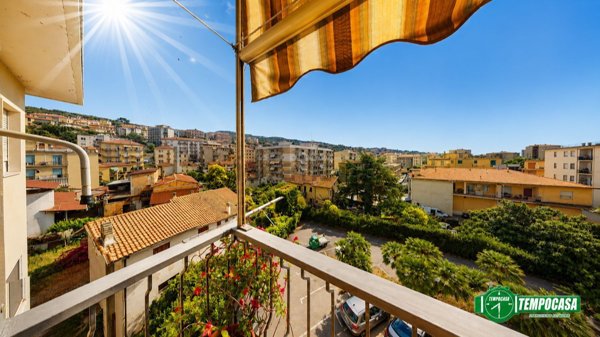 appartamento in vendita ad Imperia in zona Oneglia