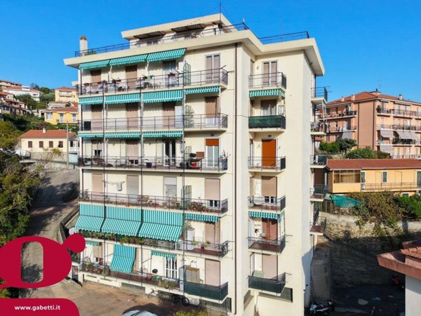 appartamento in vendita ad Imperia