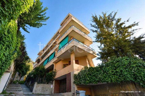 appartamento in vendita ad Imperia in zona Porto Maurizio
