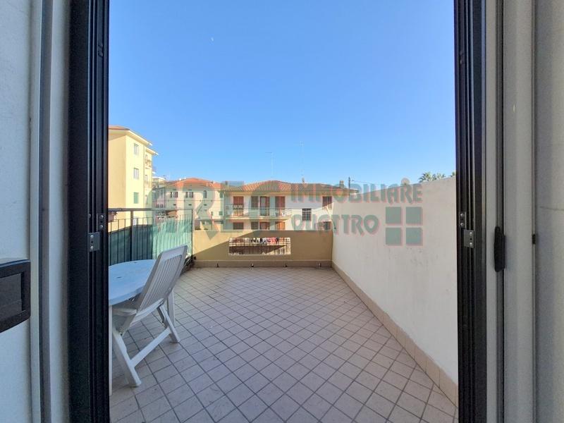 appartamento in vendita ad Imperia in zona Porto Maurizio