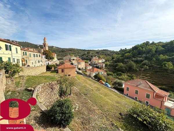 appartamento in vendita ad Imperia in zona Cantalupo