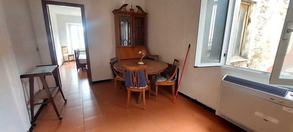 appartamento in vendita ad Imperia in zona Artallo