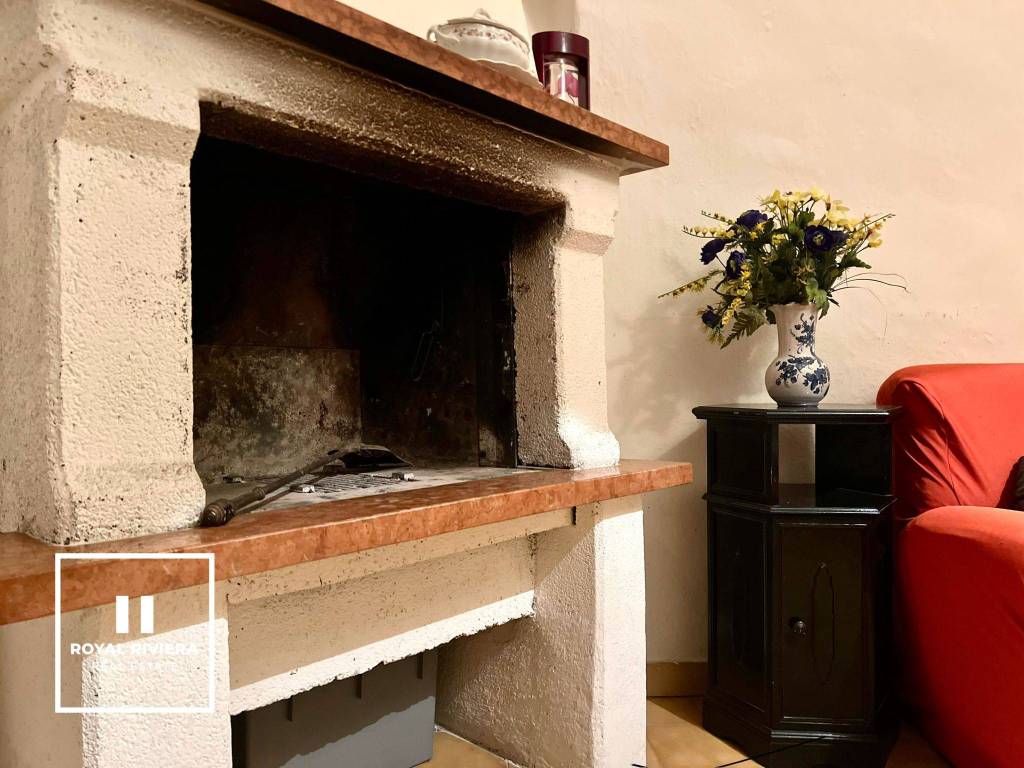 appartamento in vendita ad Isolabona