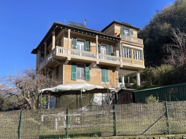 appartamento in vendita ad Isolabona