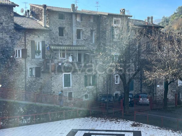 appartamento in vendita ad Isolabona