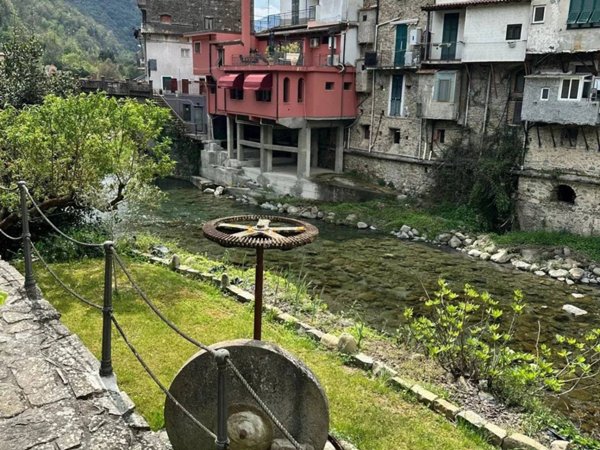 appartamento in vendita ad Isolabona