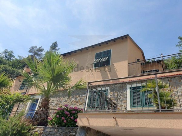 casa indipendente in vendita ad Isolabona