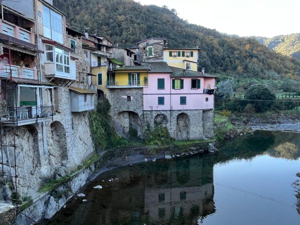 appartamento in vendita ad Isolabona