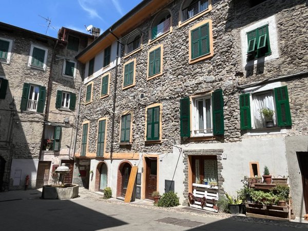 appartamento in vendita ad Isolabona