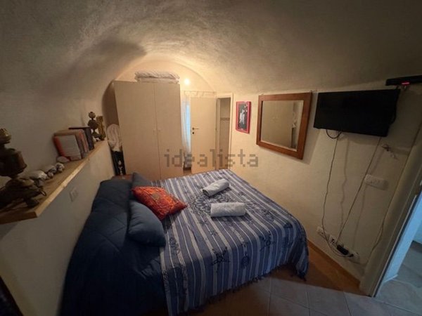 appartamento in vendita ad Isolabona