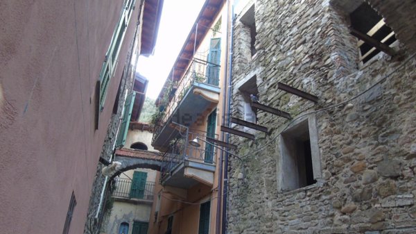 appartamento in vendita ad Isolabona