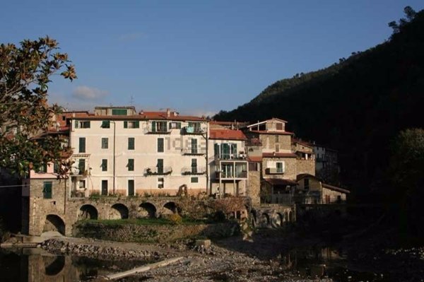 appartamento in vendita ad Isolabona