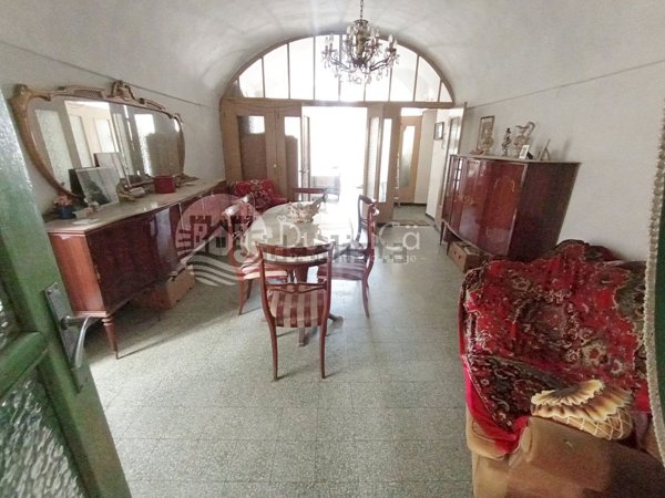 appartamento in vendita ad Isolabona