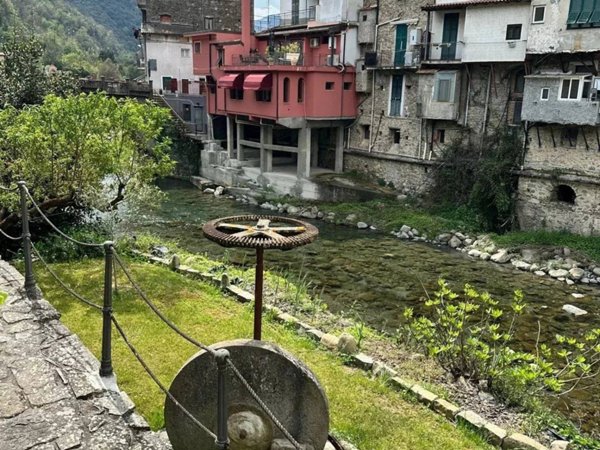 appartamento in vendita ad Isolabona