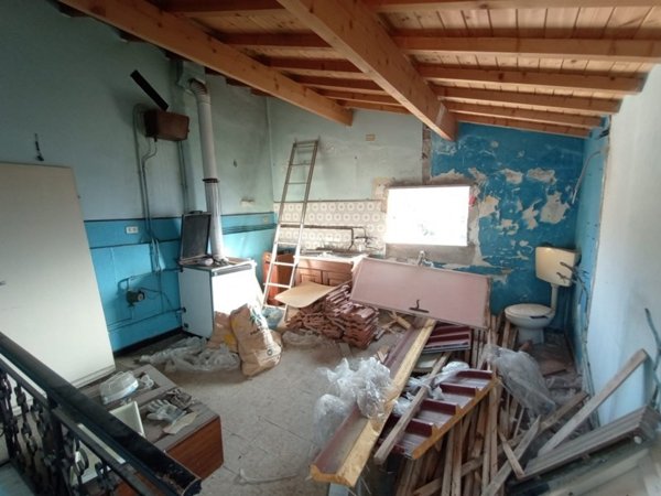 appartamento in vendita a Lucinasco