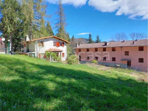 casa indipendente in vendita a Mendatica in zona Cian Prai