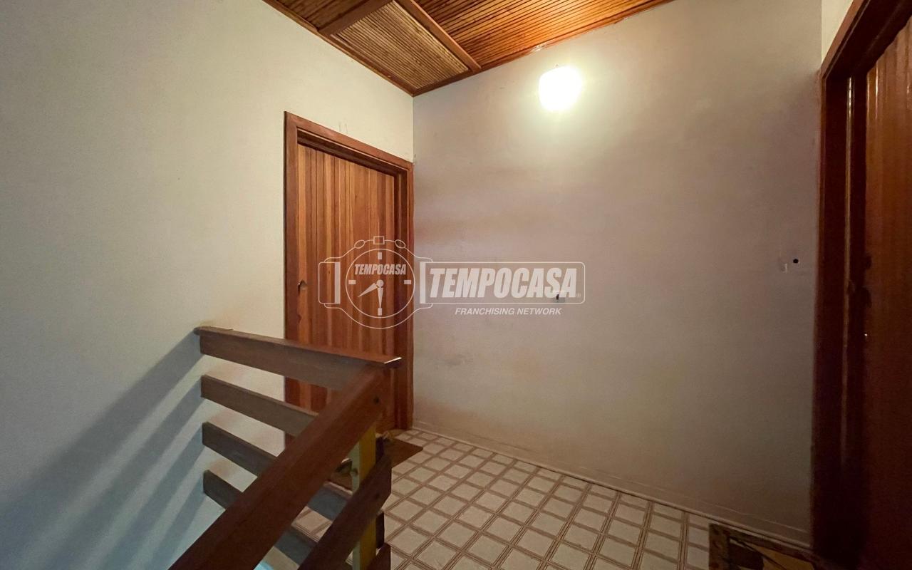 negozio in vendita a Mendatica