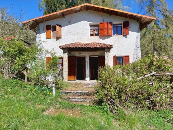 casa indipendente in vendita a Mendatica in zona Cian Prai