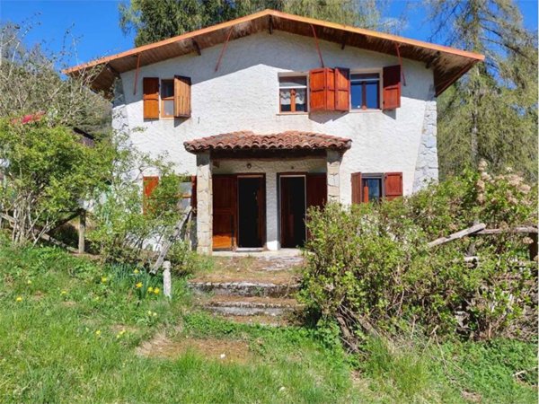 casa indipendente in vendita a Mendatica in zona Cian Prai