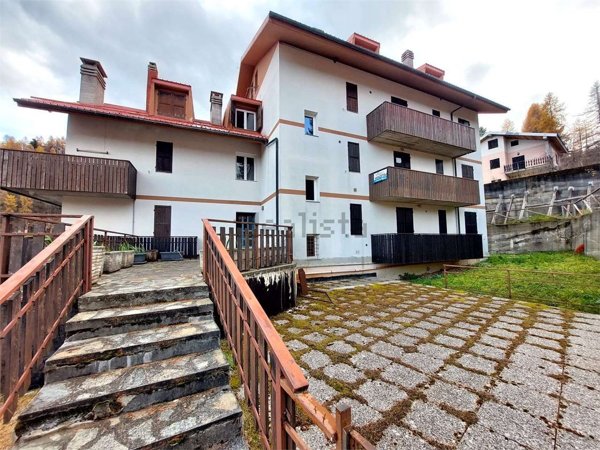 appartamento in vendita a Mendatica in zona Monesi