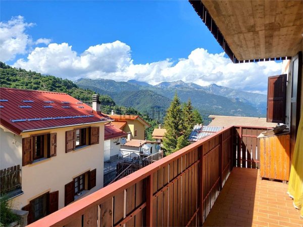 appartamento in vendita a Mendatica in zona Monesi