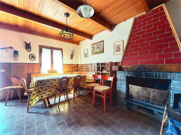 casa indipendente in vendita a Mendatica in zona Cian Prai