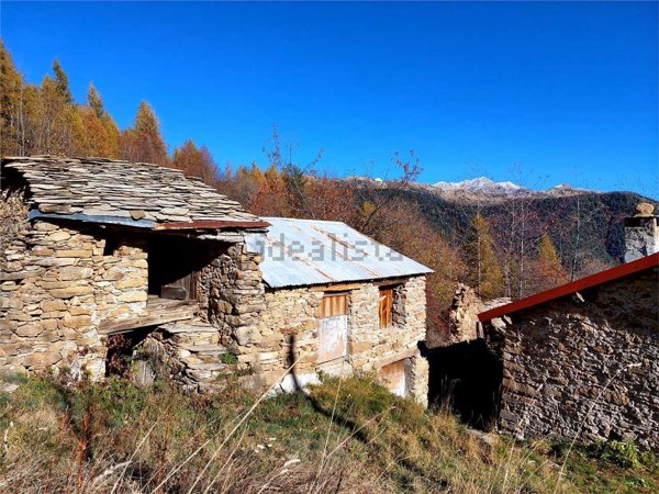 appartamento in vendita a Mendatica in zona Valcona Soprana