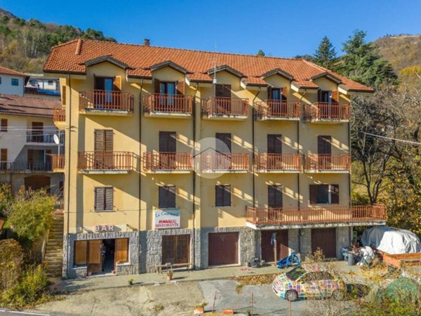 casa indipendente in vendita a Mendatica