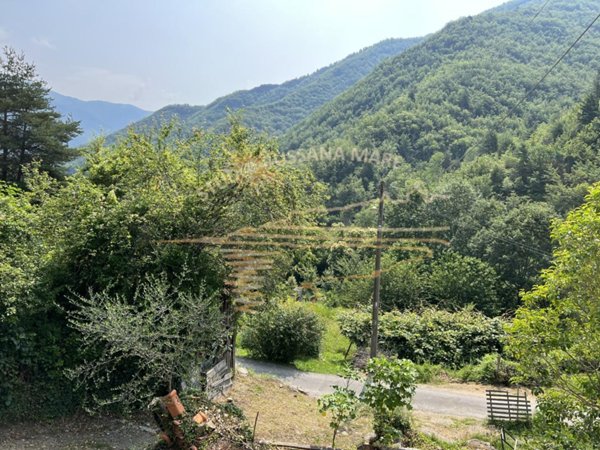 appartamento in vendita a Molini di Triora