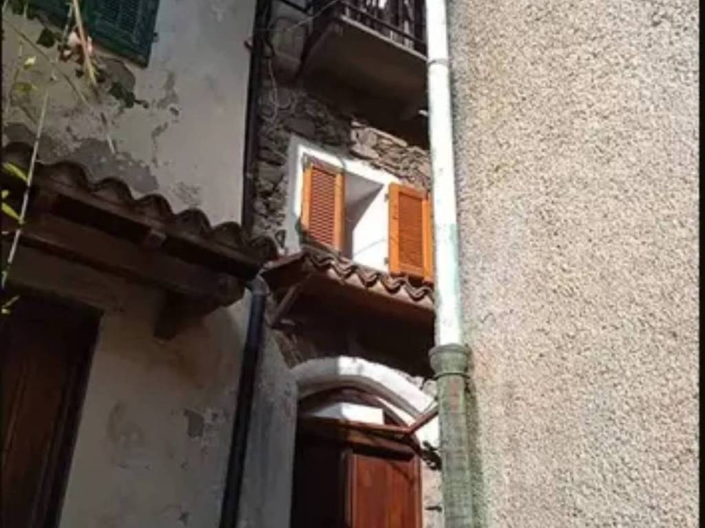 casa indipendente in vendita a Molini di Triora